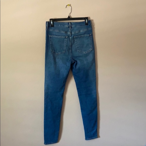 Forever 21 Jeans 👖 - Picture 2 of 3